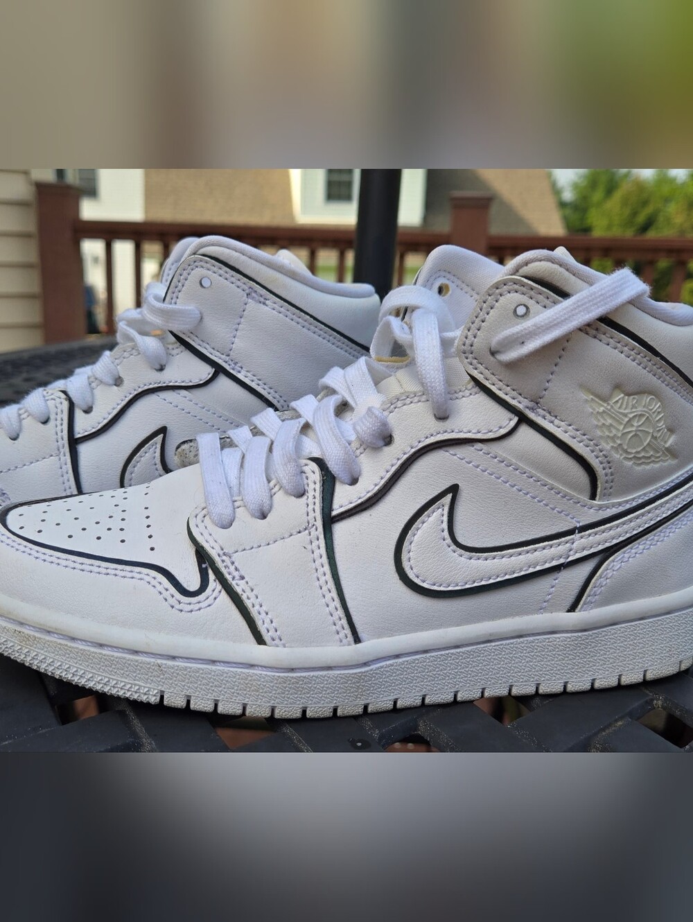 Nike Air Jordan 1 Mid SE Iridescent Trim White CK6587-100 Womens Size 7